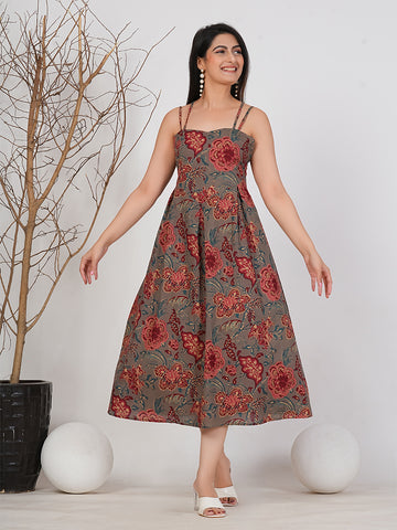 Artistic Bloom Gown - Ruii Fashon
