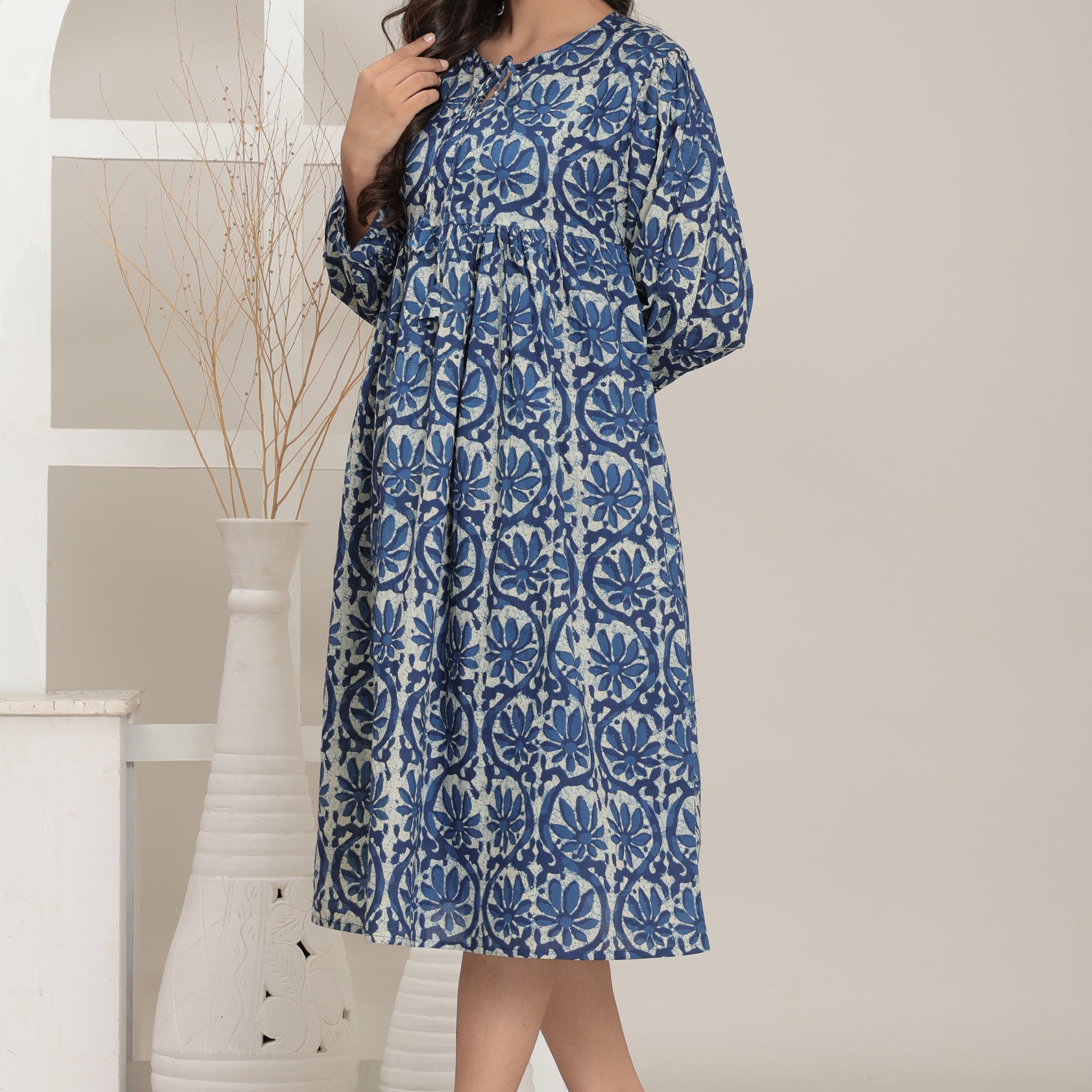 Indigo Bloom Midi Dress - Ruii Fashion