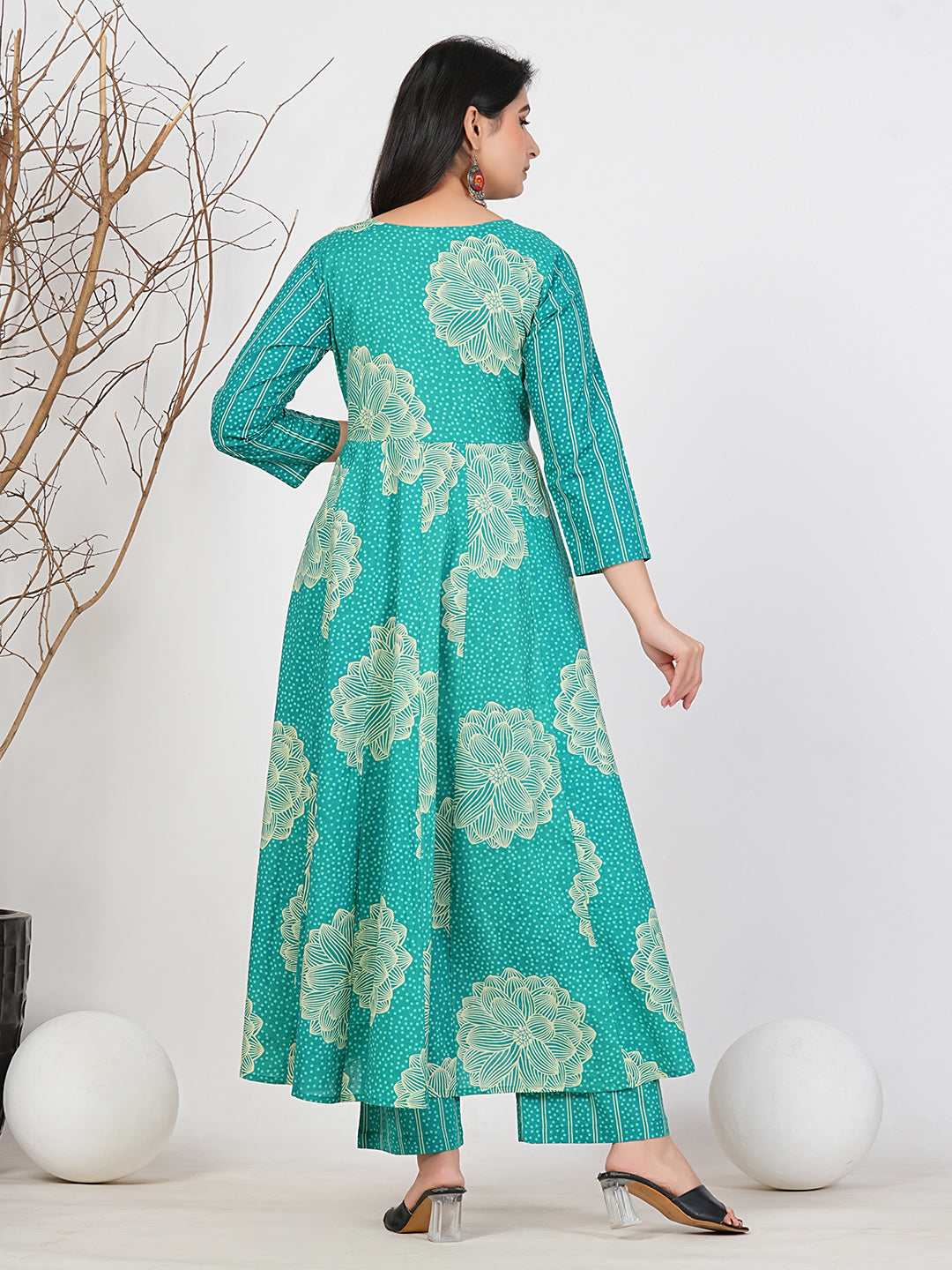 Ruii Fashion Teal Floral Anarkali Kurta with Palazzo Pants