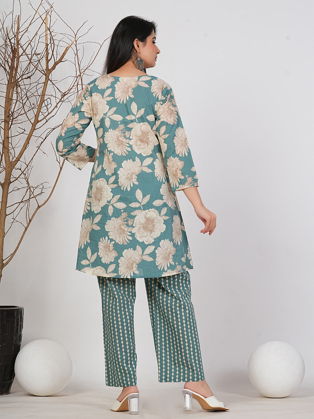 Teal Bloom Co-ord Set by Ruii Fashions – Floral Elegance with Modern Flair
