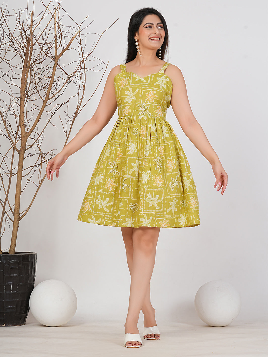 Ruii Fashion - Verdant Leaf Maxi Dress