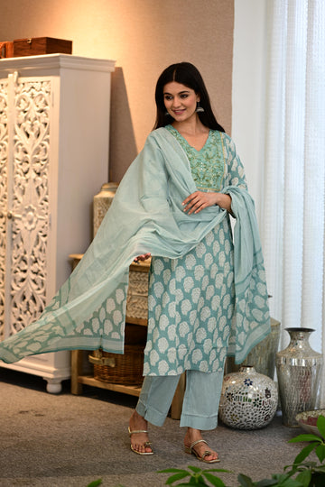 Sage Green Beautiful Cotton Kurti Set